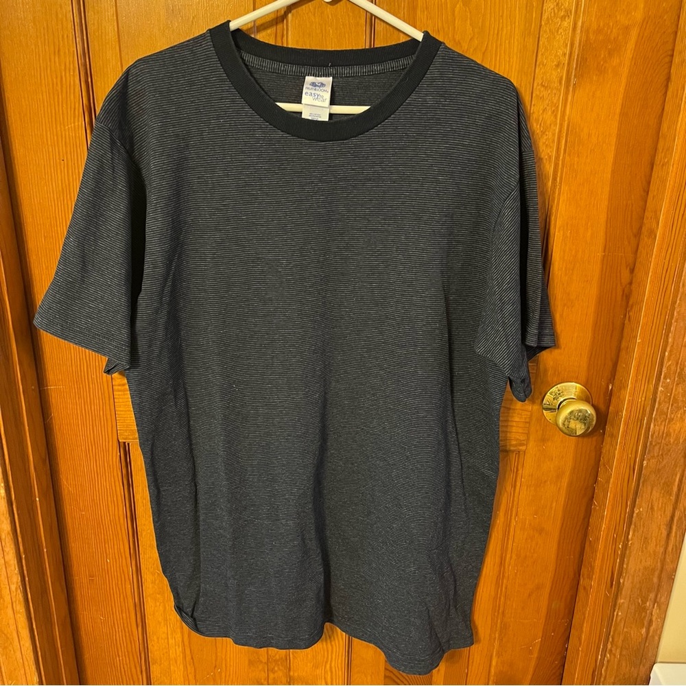 Navy blue pinstripe t-shirt (large)
